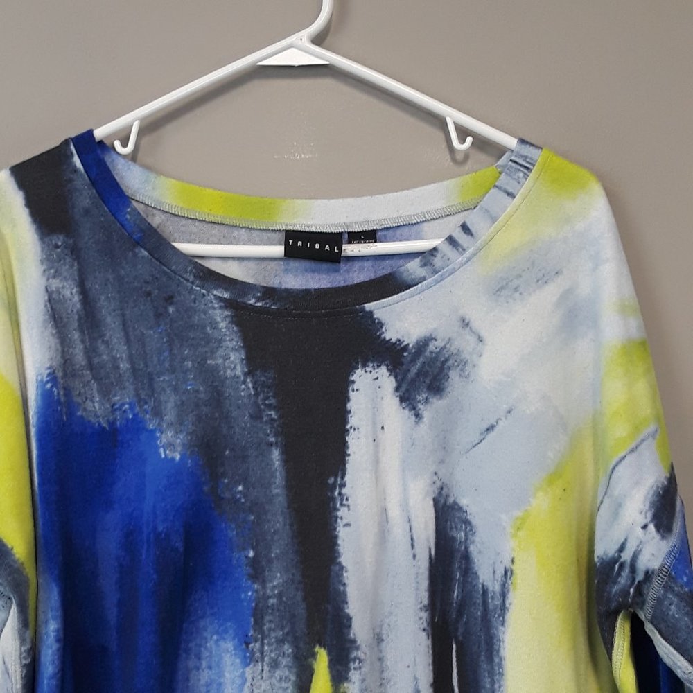 Tribal MultiColor Hi Low knit 3/4 sleeve Top - Picture 2 of 8